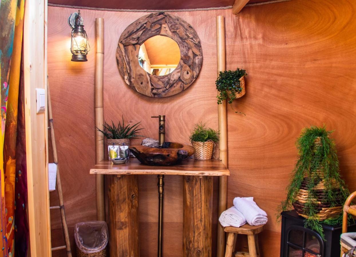 2 Cuori E 1 Yurta Glamping In Tuscany - Adults Only Asciano Εξωτερικό φωτογραφία