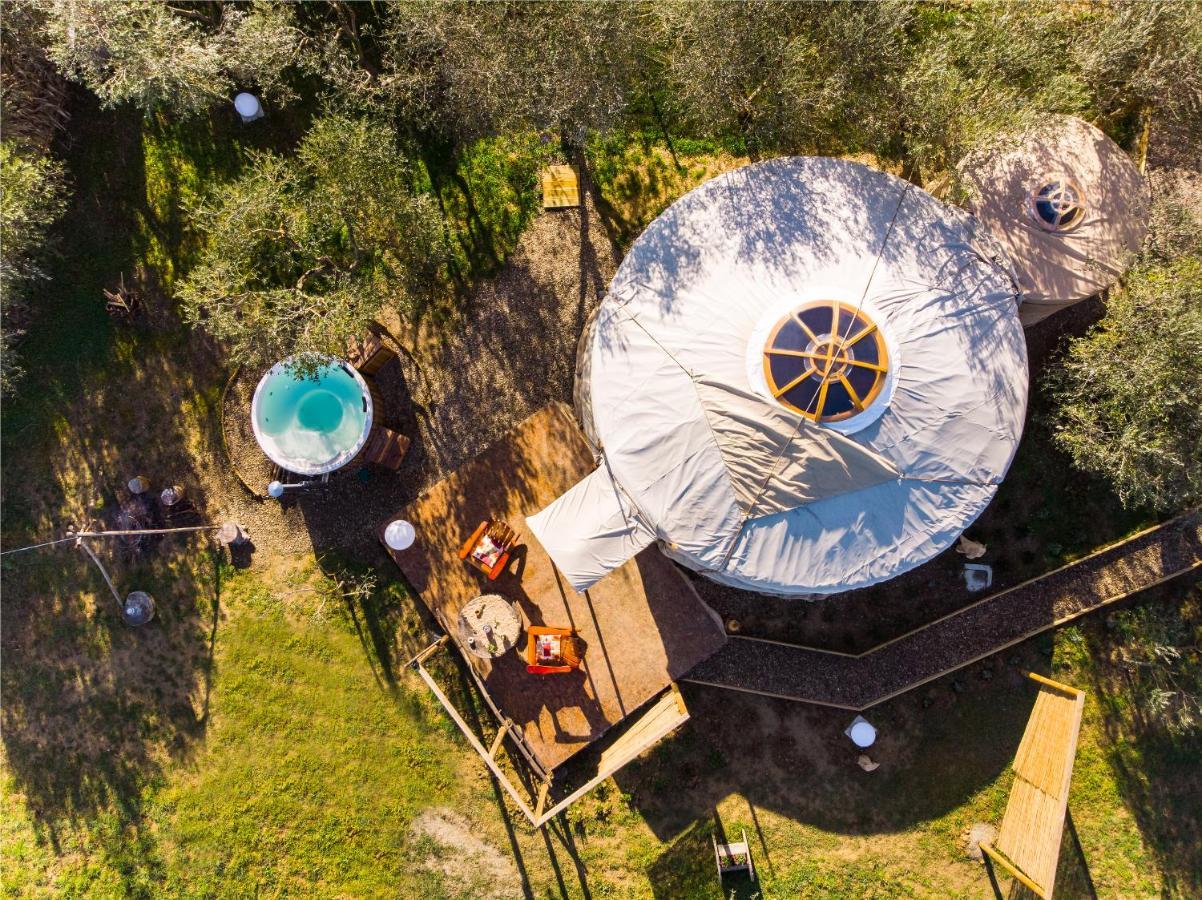 2 Cuori E 1 Yurta Glamping In Tuscany - Adults Only Asciano Εξωτερικό φωτογραφία