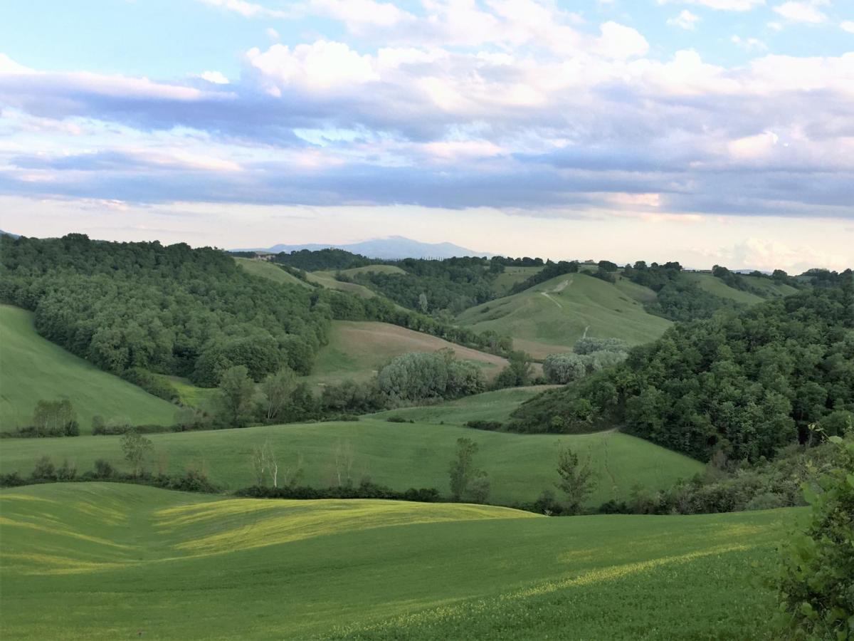2 Cuori E 1 Yurta Glamping In Tuscany - Adults Only Asciano Εξωτερικό φωτογραφία
